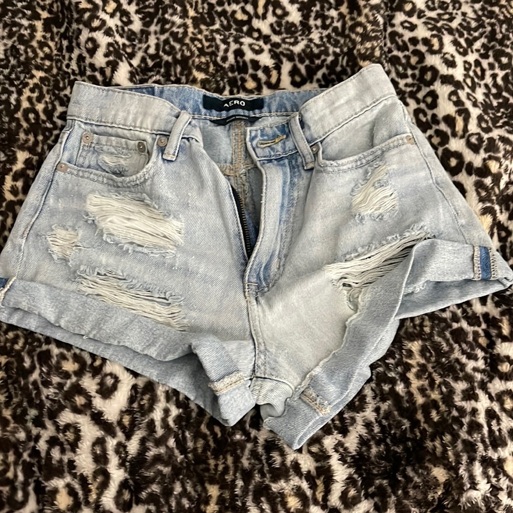 Light wash jeans shorts, double zero